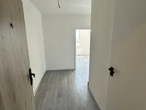 Pronájem bytu 2+1, Děčín, Krásnostudenecká, 50 m2