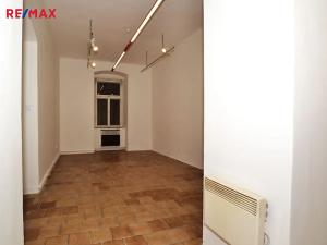 Pronájem obchodního prostoru, Plzeň, V Šipce, 57 m2