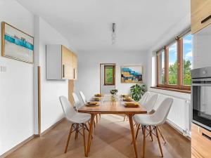 Prodej bytu 3+1, Býchory, 72 m2