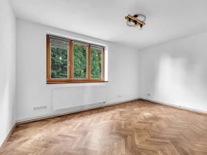 Prodej bytu 3+1, Býchory, 72 m2