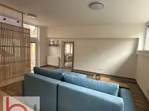 Pronájem bytu 1+kk, Český Krumlov, Stříbrná, 33 m2