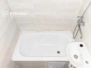 Pronájem bytu 2+kk, Jílové, Dlouhá, 34 m2