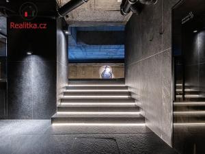 Prodej atypického bytu, Praha - Modřany, Československého exilu, 124 m2