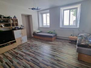Prodej rodinného domu, Žďárná, 211 m2