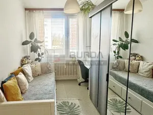 Prodej bytu 4+1, Neratovice, nám. Republiky, 85 m2