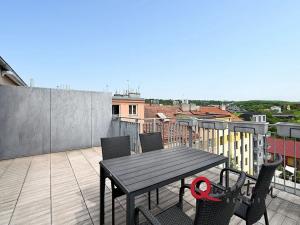 Pronájem bytu 2+1, Praha - Libeň, Zenklova, 73 m2