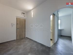 Prodej bytu 3+1, Cheb, 17. listopadu, 67 m2