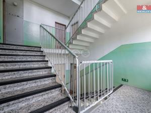 Prodej bytu 3+1, Cheb, 17. listopadu, 67 m2