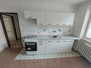 Pronájem bytu 2+1, Frenštát pod Radhoštěm, Školská čtvrť, 63 m2
