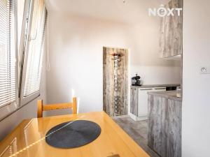 Pronájem bytu 2+1, Český Krumlov, Sídliště Plešivec, 58 m2