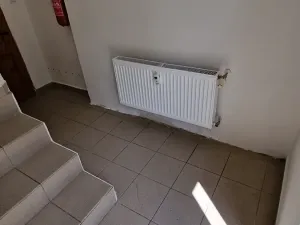 Pronájem bytu 1+1, Krupka, Koněvova, 48 m2