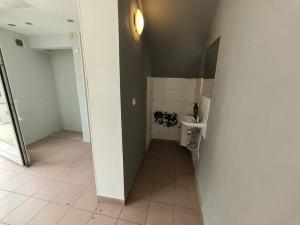 Pronájem obchodního prostoru, Lovosice, Dlouhá, 18 m2