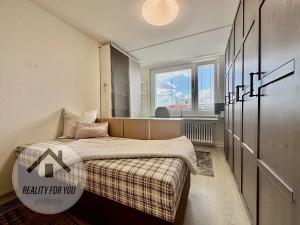 Pronájem bytu 3+1, Praha - Horní Počernice, Pavlišovská, 70 m2