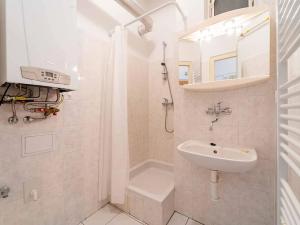 Pronájem obchodního prostoru, Olomouc, Na Bystřičce, 45 m2