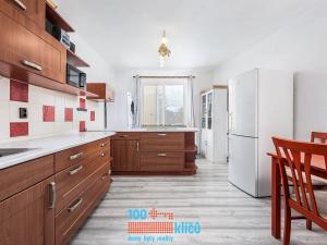 Prodej rodinného domu, Louny, 180 m2