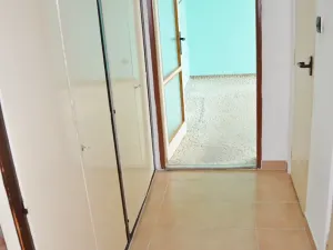 Pronájem bytu 2+1, Praha - Záběhlice, Topolová, 52 m2