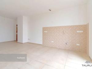 Prodej bytu 2+1, Janovice nad Úhlavou, Rozvojová zóna, 75 m2