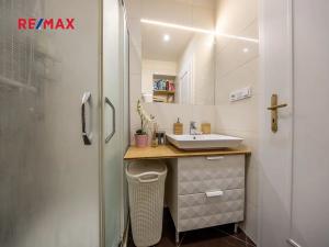 Prodej bytu 1+kk, Praha - Holešovice, Šimáčkova, 24 m2