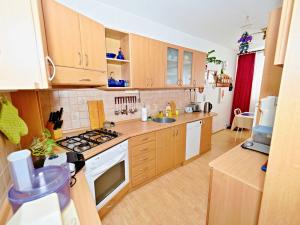 Prodej bytu 4+1, Praha - Řepy, Španielova, 96 m2