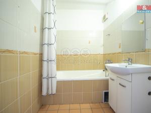 Prodej bytu 2+1, Děčín - Děčín V-Rozbělesy, Závodní, 43 m2
