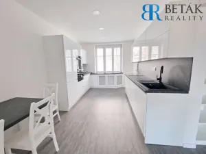 Pronájem bytu 2+1, Přerov, Jaselská, 95 m2