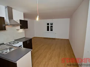 Pronájem bytu 1+kk, Plzeň, Sušická, 36 m2