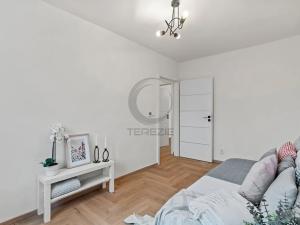 Prodej bytu 3+kk, Odolena Voda, Seifertova, 69 m2