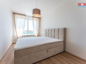 Pronájem bytu 3+kk, Praha, Thomasova, 59 m2