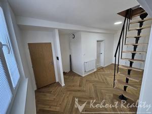 Prodej bytu 3+kk, Praha - Kobylisy, Ořechová, 83 m2