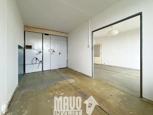 Prodej bytu 3+1, Praha - Kobylisy, Třeboradická, 68 m2