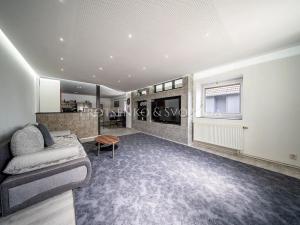 Prodej vícegeneračního domu, Trhové Sviny, 379 m2