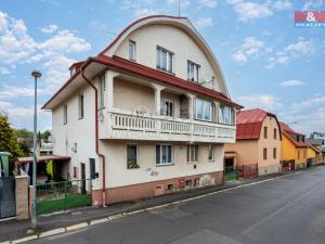 Prodej atypického bytu, Karlovy Vary - Bohatice, Fričova, 105 m2