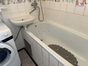 Prodej bytu 3+1, Přelouč, náměstí 17. listopadu, 86 m2