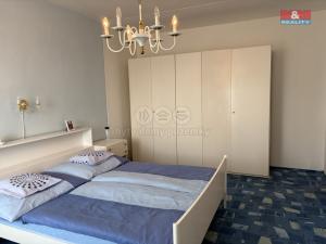 Prodej bytu 3+1, Přelouč, náměstí 17. listopadu, 86 m2