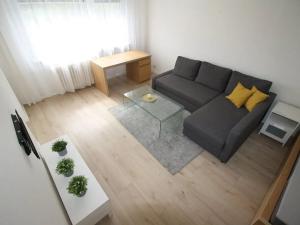 Pronájem bytu 1+1, Praha - Modřany, Botevova, 30 m2