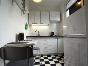 Pronájem bytu 1+1, Praha - Modřany, Botevova, 30 m2