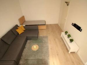 Pronájem bytu 1+1, Praha - Modřany, Botevova, 30 m2