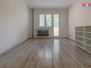 Prodej bytu 2+1, Karviná - Mizerov, tř. Těreškovové, 55 m2