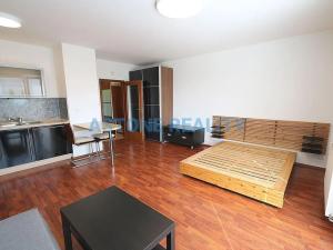 Pronájem bytu 1+kk, Praha - Záběhlice, Mattioliho, 44 m2