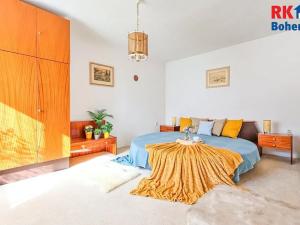 Prodej rodinného domu, Chrášťany, 234 m2