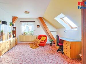 Prodej rodinného domu, Chrášťany, 234 m2