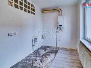 Prodej bytu 3+1, Plzeň - Lobzy, Pod Vrchem, 72 m2