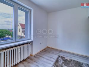 Prodej bytu 3+1, Plzeň - Lobzy, Pod Vrchem, 72 m2