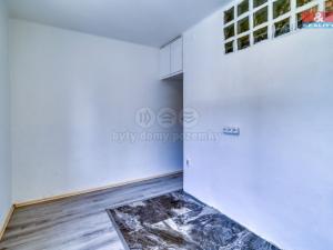 Prodej bytu 3+1, Plzeň - Lobzy, Pod Vrchem, 72 m2