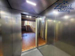 Pronájem bytu 2+1, Kladno, Litevská, 62 m2