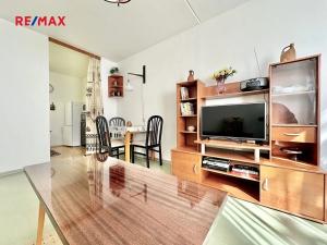 Pronájem bytu 2+kk, Kladno, Francouzská, 41 m2