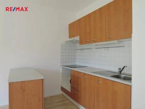 Pronájem bytu 1+kk, Hostivice, B. Němcové, 28 m2