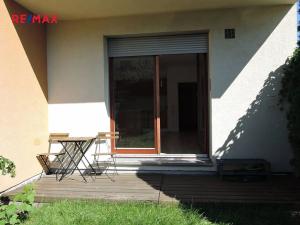 Pronájem bytu 1+kk, Hostivice, B. Němcové, 28 m2
