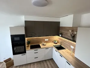 Pronájem bytu 3+kk, České Budějovice, České Vrbné, 69 m2