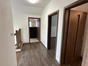 Prodej rodinného domu, Hajany, 146 m2